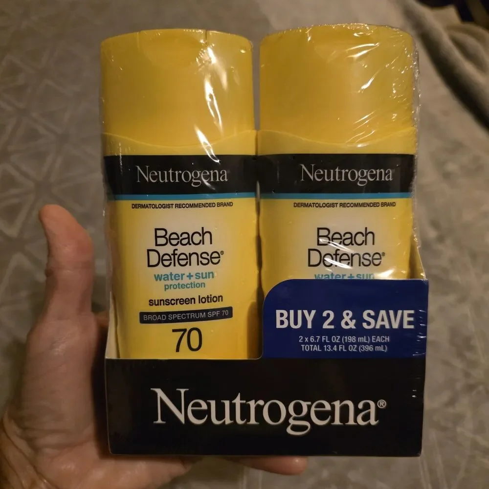 Neutrogena Beach Defense Sunscreen Lotion Broad Spectrum SPF 70, 2 x 6.7 fl oz